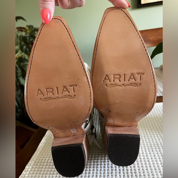 NWT Originally $350 Ariat Casanova Star X Toe Western Boot in Pearl Size 7 - Picture 10 of 13
